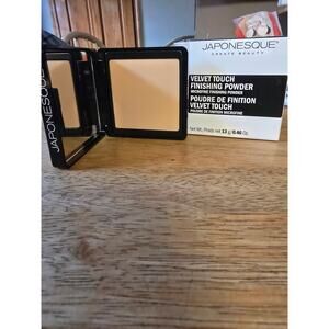 Japonesque Velvet Touch Powder in Shade 03  NWT